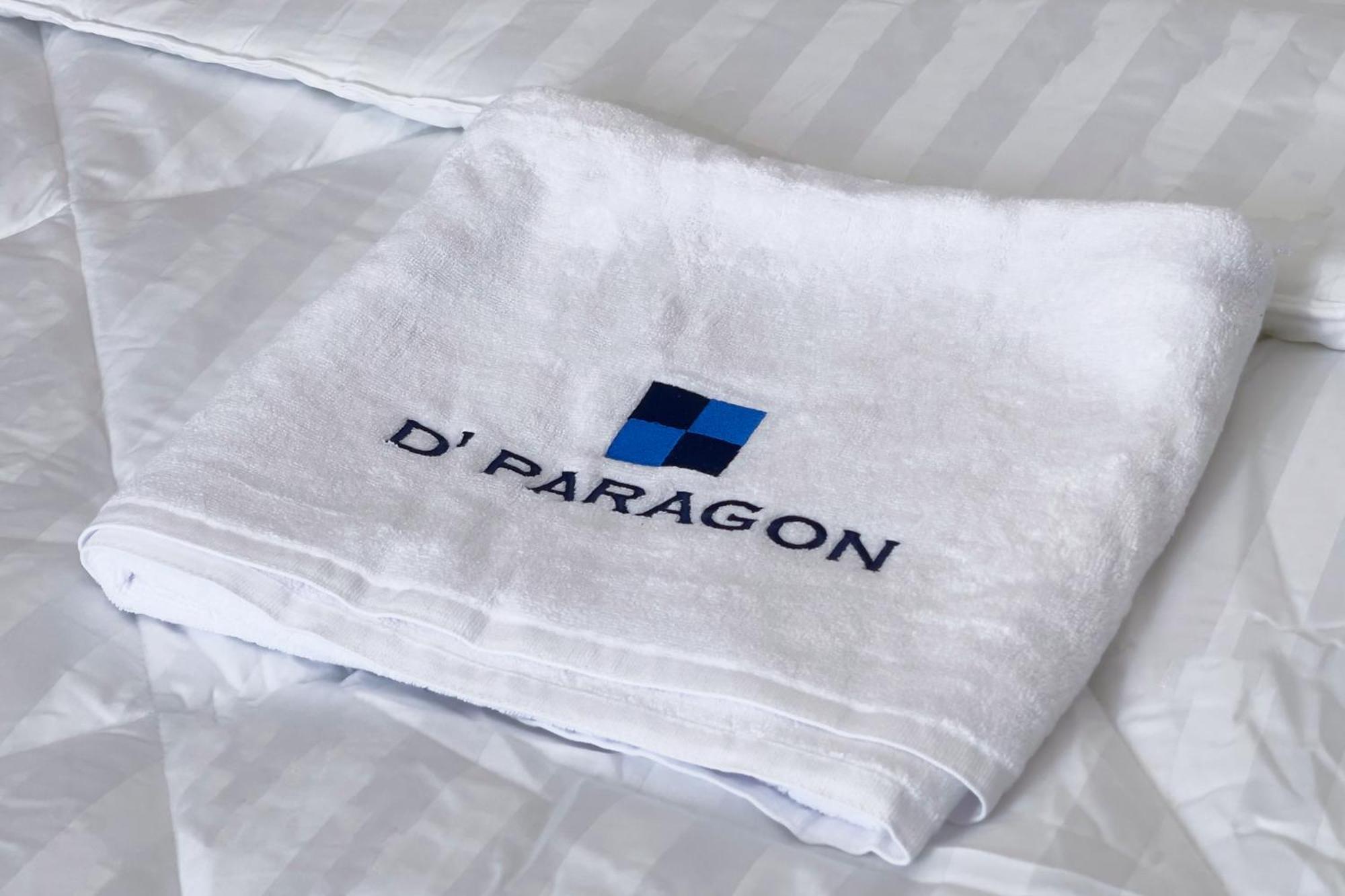 Dparagon Senopati Jakarta Bagian luar foto